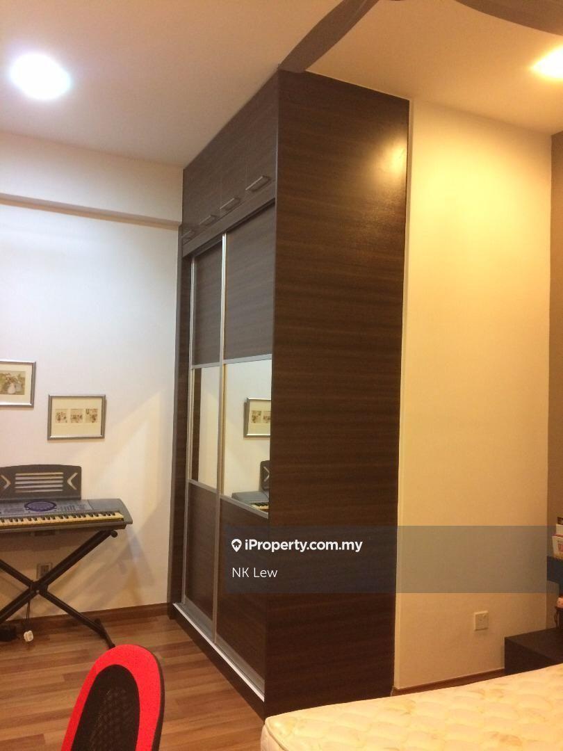 Condominium for Sale in Bayan Villa, Seri Kembangan by NK Lew - iProperty.com.my