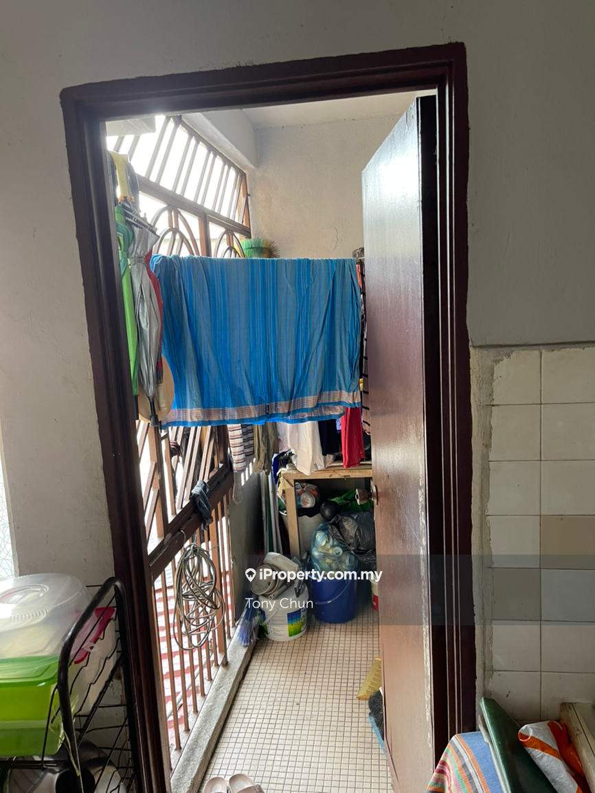 Rumah Pangsa untuk Dijual di Taman Sungai Besi oleh Tony Chun - iProperty.com.my
