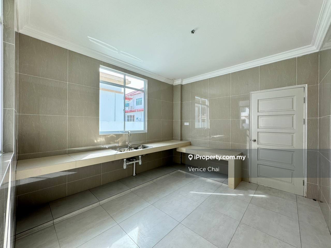 Semi-Detached House for Sale in Miri, Sarawak by Venice Chai - iProperty.com.my