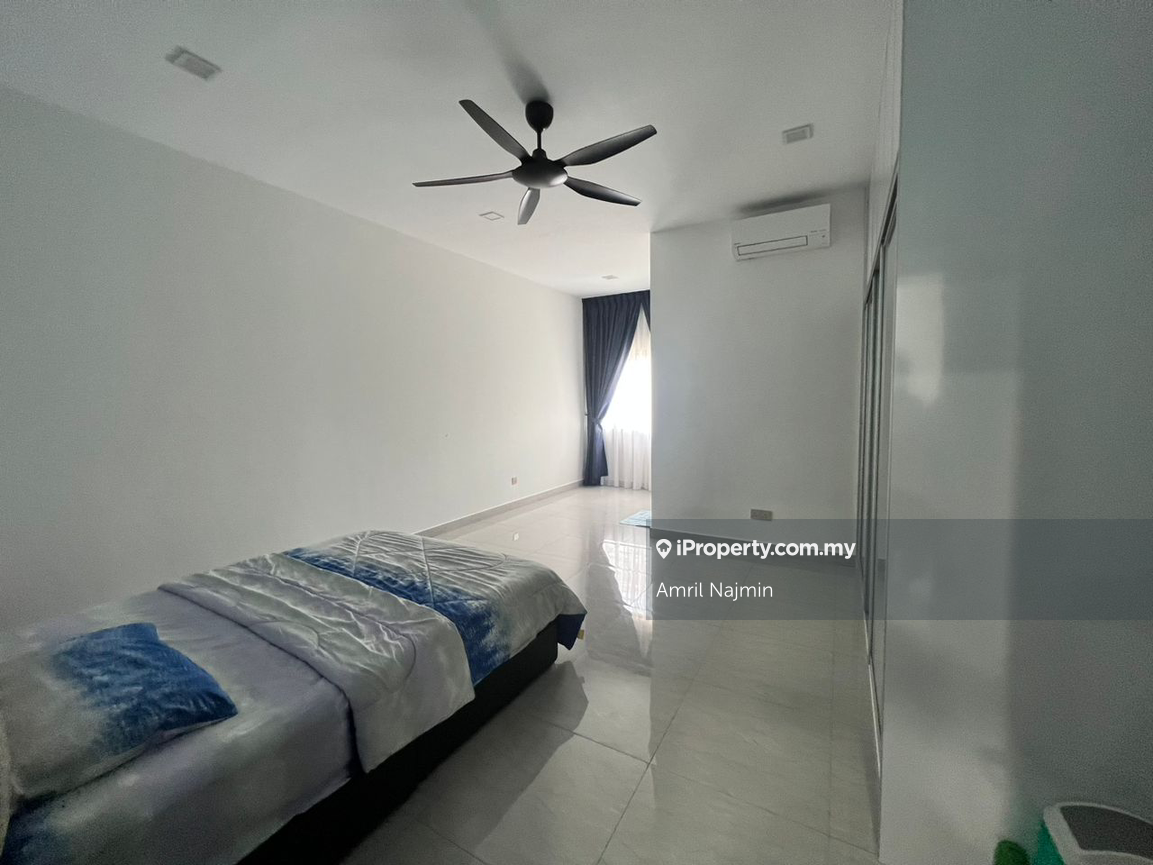 Rumah Berangkai 2.5 Tingkat untuk Dijual di Bandar Nusaputra, Puchong oleh Amril Najmin - iProperty.com.my