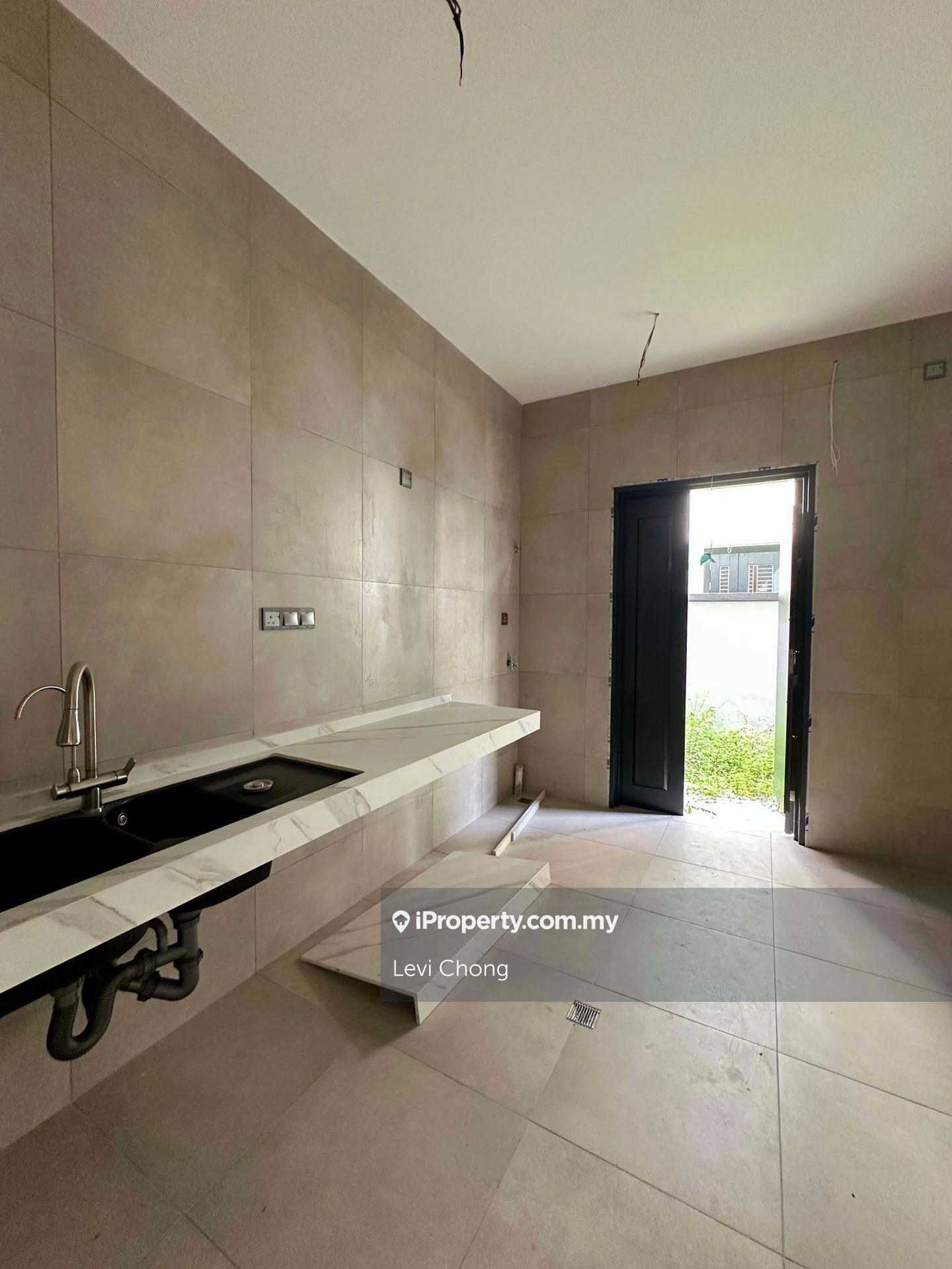 Semi-Detached House for Sale in Bandaraya Ipoh, Ipoh by Levi Chong - iProperty.com.my