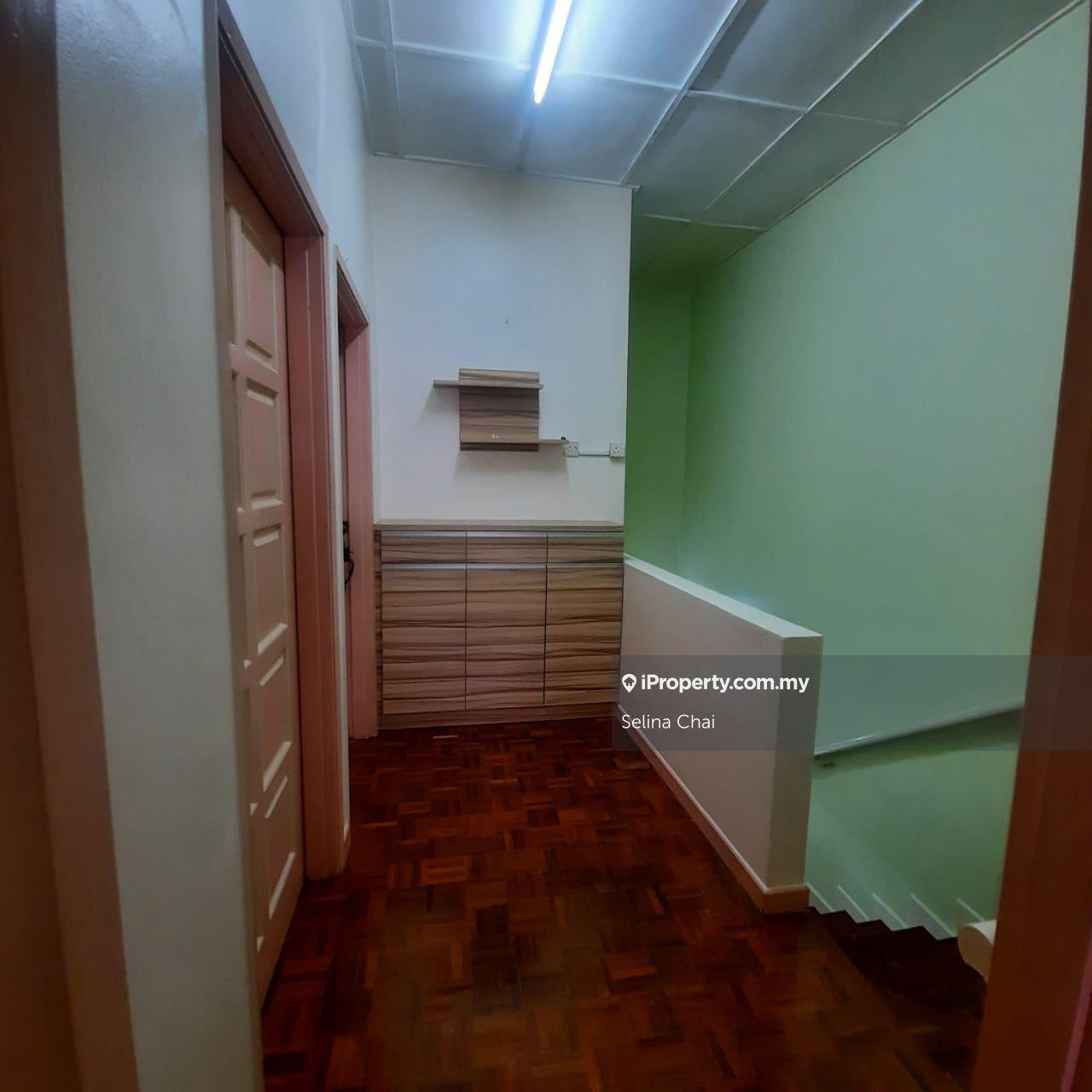 Rumah Berangkai 2 Tingkat untuk Dijual di Usj 13, Subang Jaya oleh Selina Chai - iProperty.com.my