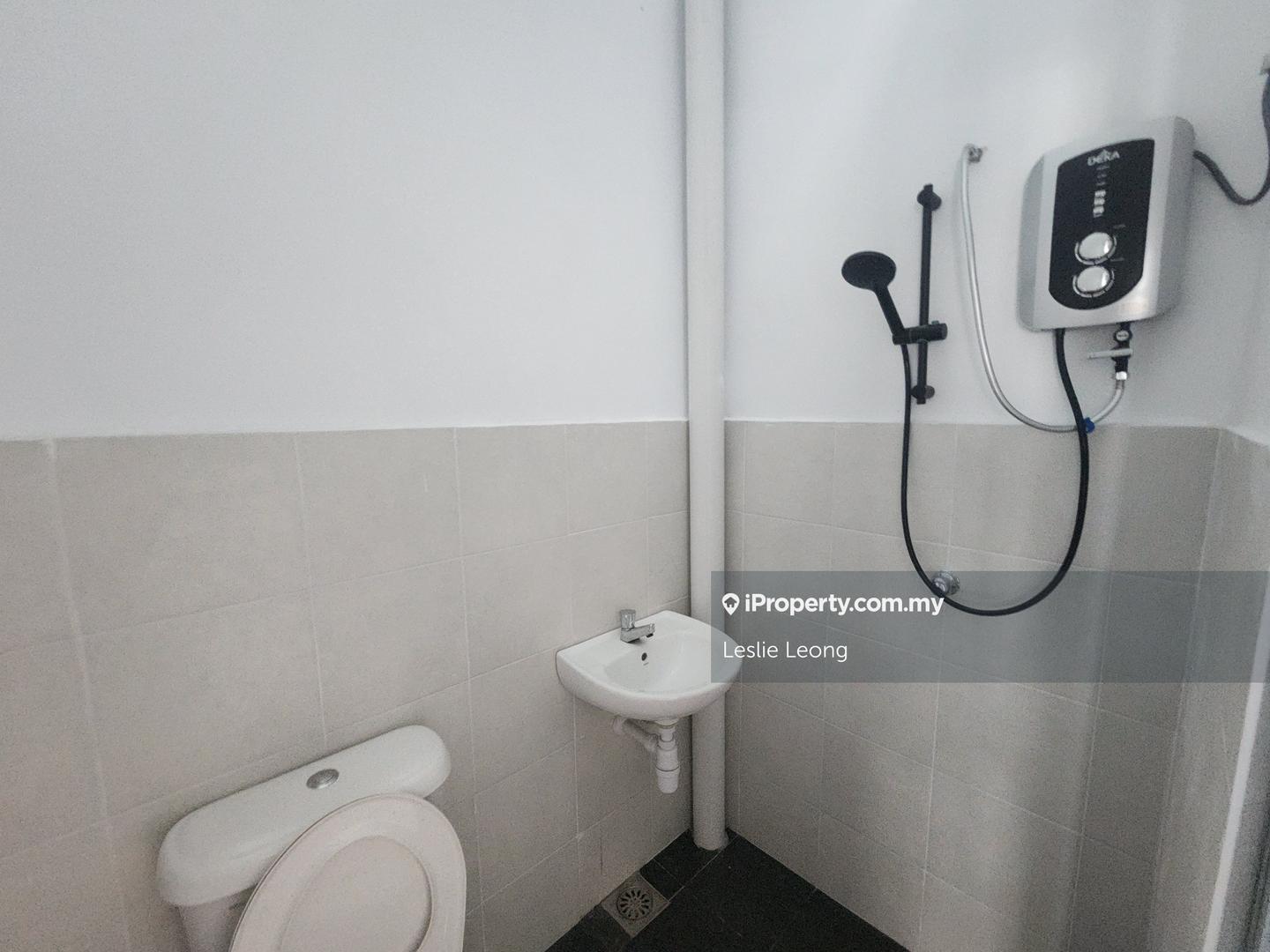 Rumah Berangkai 2 Tingkat untuk Disewa di Scientex Rawang 2 storey terrace for rent, Rawang oleh Leslie Leong - iProperty.com.my