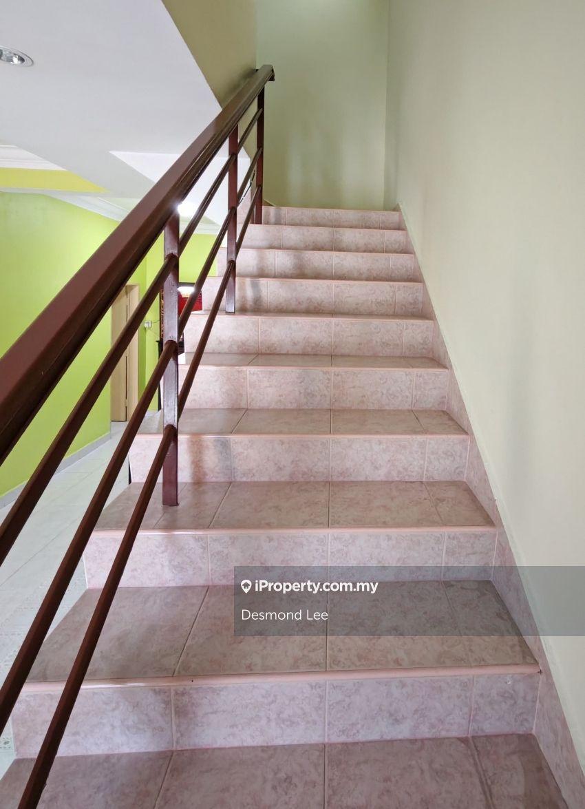 Rumah Berangkai 2 Tingkat untuk Dijual di Taman Desa Tebrau, Tebrau oleh Desmond Lee - iProperty.com.my