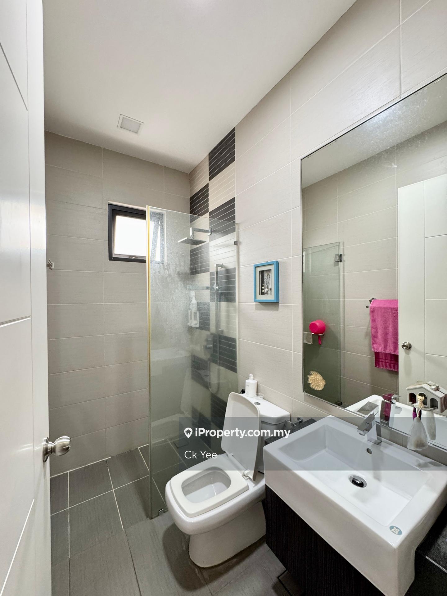 Rumah Berkembar untuk Dijual di Sunway Eastwood, Seri Kembangan oleh Ck Yee - iProperty.com.my