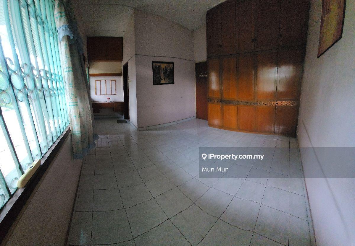 Rumah Berangkai 2 Tingkat untuk Dijual di Taman Overseas Union (Taman Oug), Jalan Klang Lama (Old Klang Road) oleh Mun Mun - iProperty.com.my