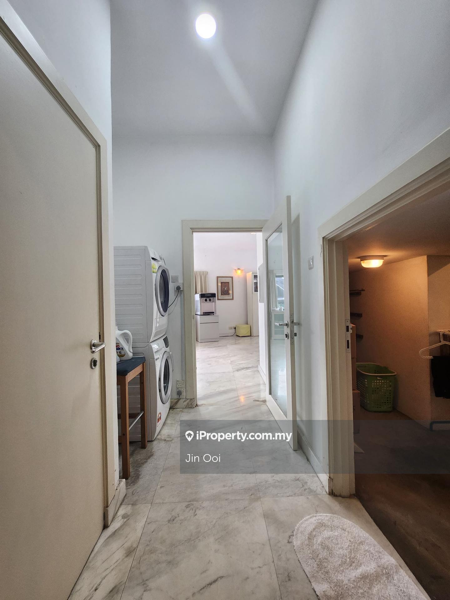 Bungalow House for Sale in Kelana Jaya, Petaling Jaya by Jin Ooi - iProperty.com.my