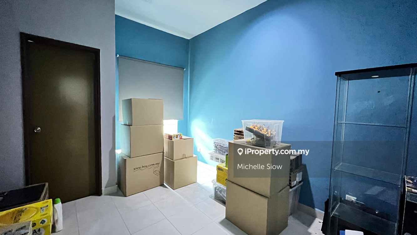 Rumah Berangkai 2 Tingkat untuk Dijual di Bandar Teknologi Kajang, Kajang oleh Michelle Siow - iProperty.com.my