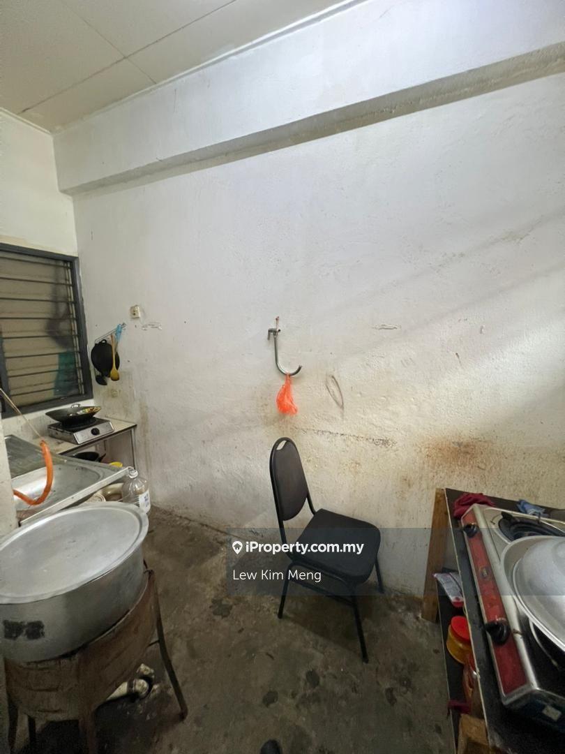 Kondominium untuk Dijual di Plaza Serdang Raya oleh Lew Kim Meng - iProperty.com.my