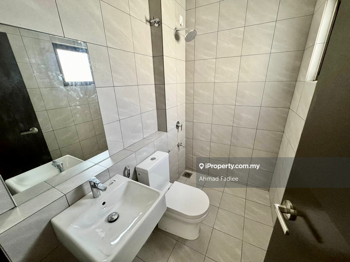 Rumah Berangkai 2 Tingkat untuk Disewa di Bandar Serenia, Dengkil oleh Ahmad Fadlee - iProperty.com.my