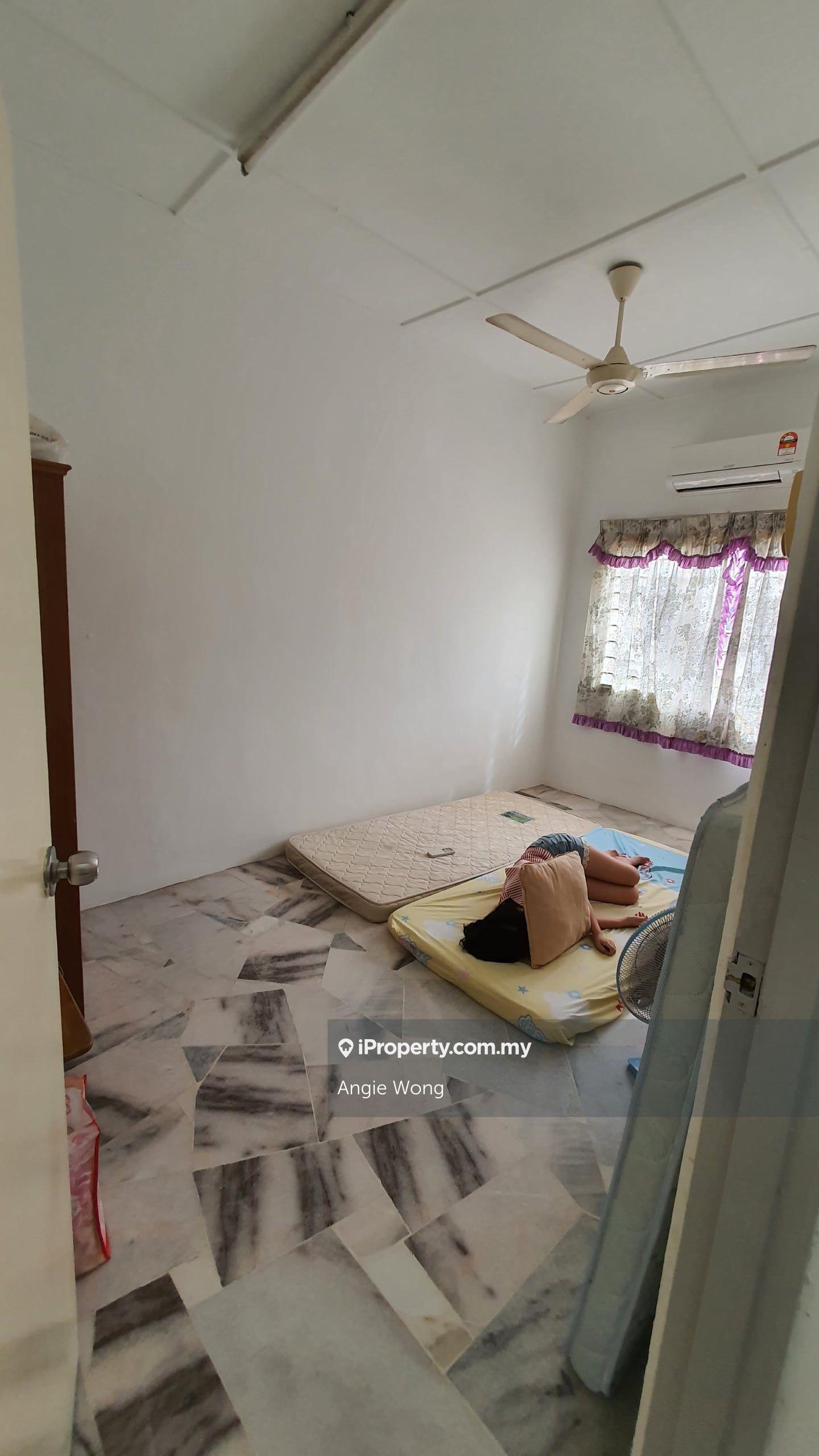 Rumah Berangkai 2 Tingkat untuk Dijual di Taman Rakan Cheras, Cheras oleh Angie Wong - iProperty.com.my