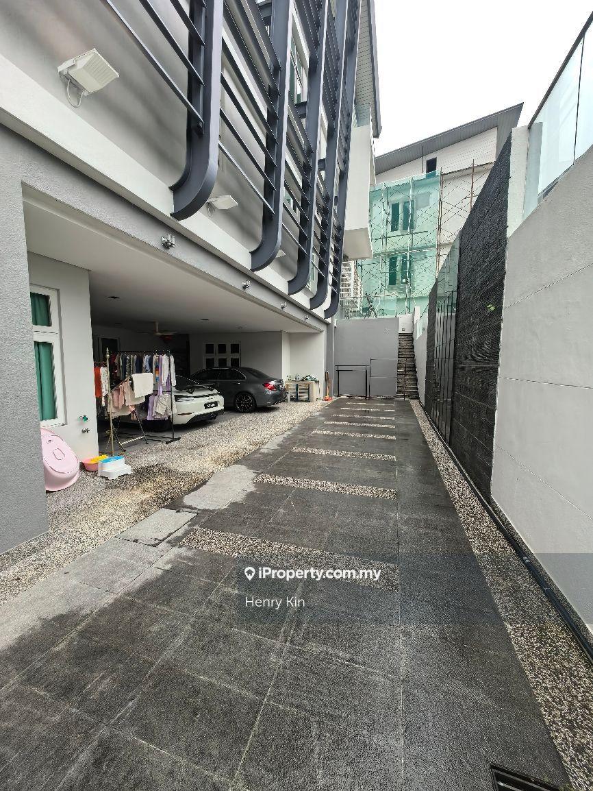Bungalow House for Sale in Country Heights Damansara, Kuala Lumpur by Henry Kin - iProperty.com.my