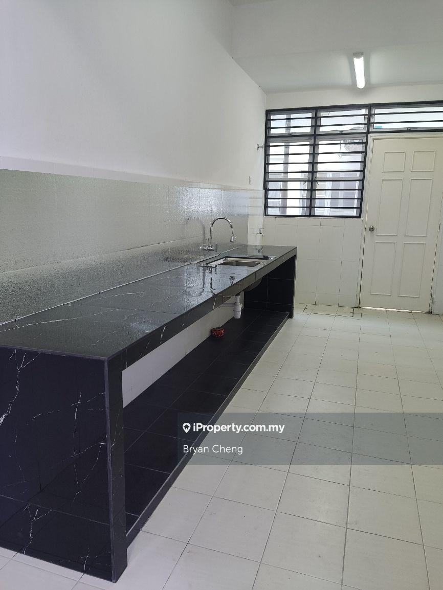 2-storey Terraced House for Sale in Taman Dato Demang, Seri Kembangan by Bryan Cheng - iProperty.com.my