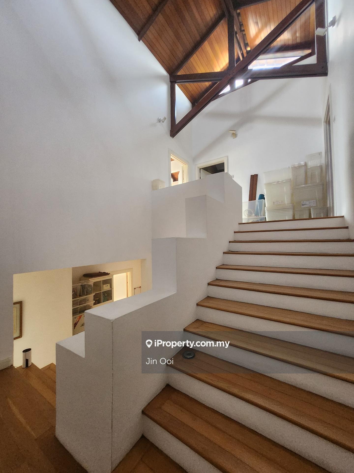 Bungalow House for Sale in Kelana Jaya, Petaling Jaya by Jin Ooi - iProperty.com.my