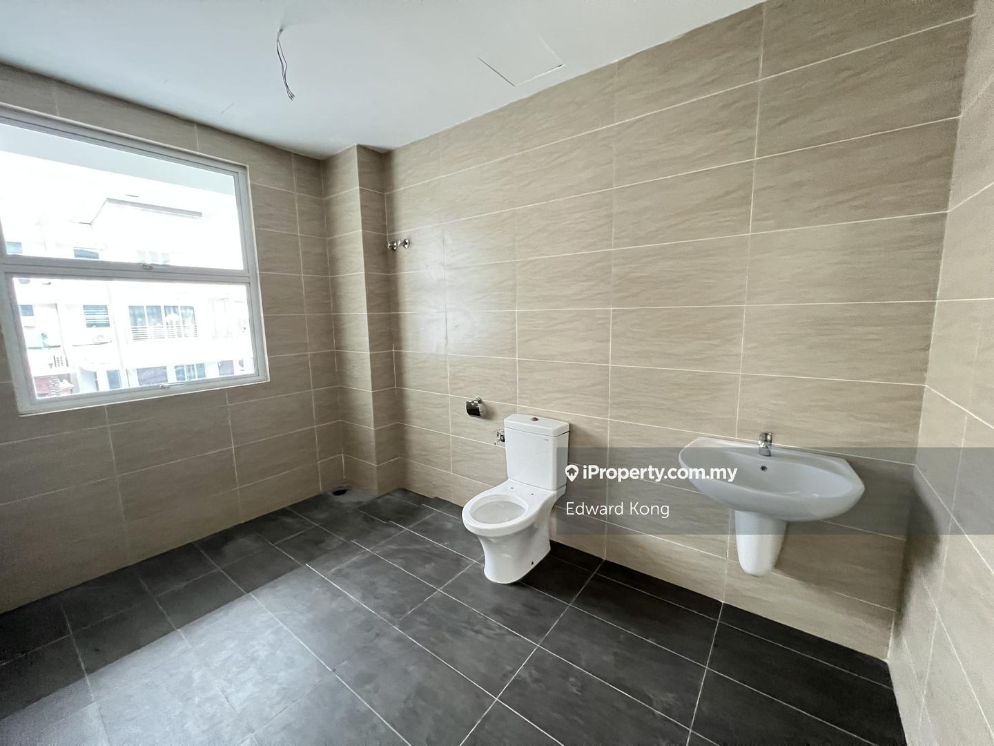 Rumah Bandar untuk Dijual di Saujana Rawang, Rawang oleh Edward Kong - iProperty.com.my