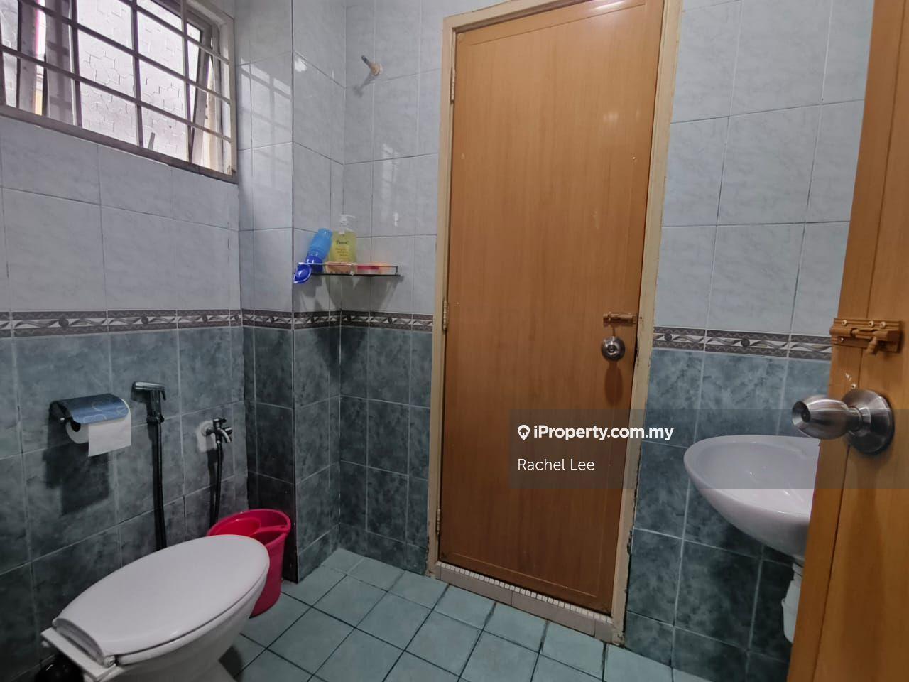 Rumah Berangkai 2 Tingkat untuk Dijual di Taman Pinggiran Saujana, Kajang oleh Rachel Lee - iProperty.com.my