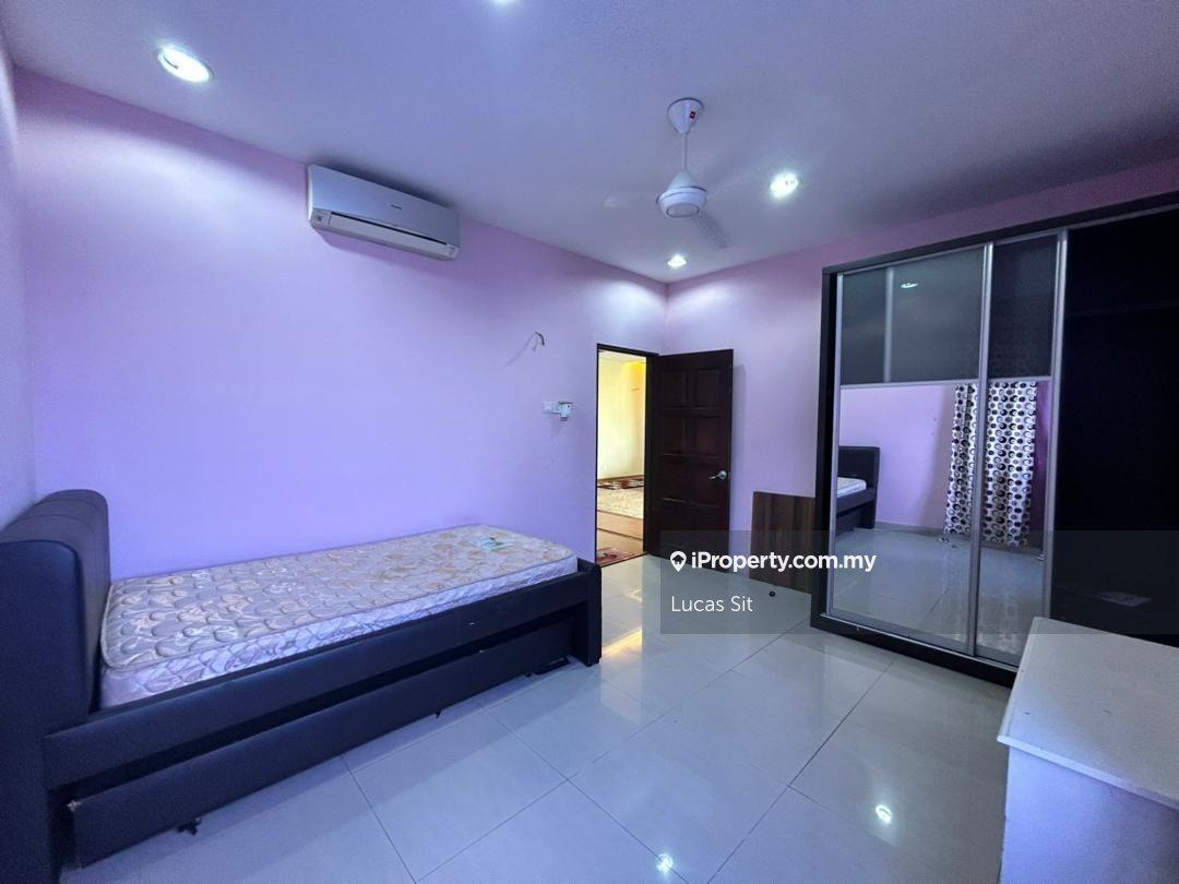 Condominium for Sale in Platinum Hill PV 8 by Lucas Sit - iProperty.com.my