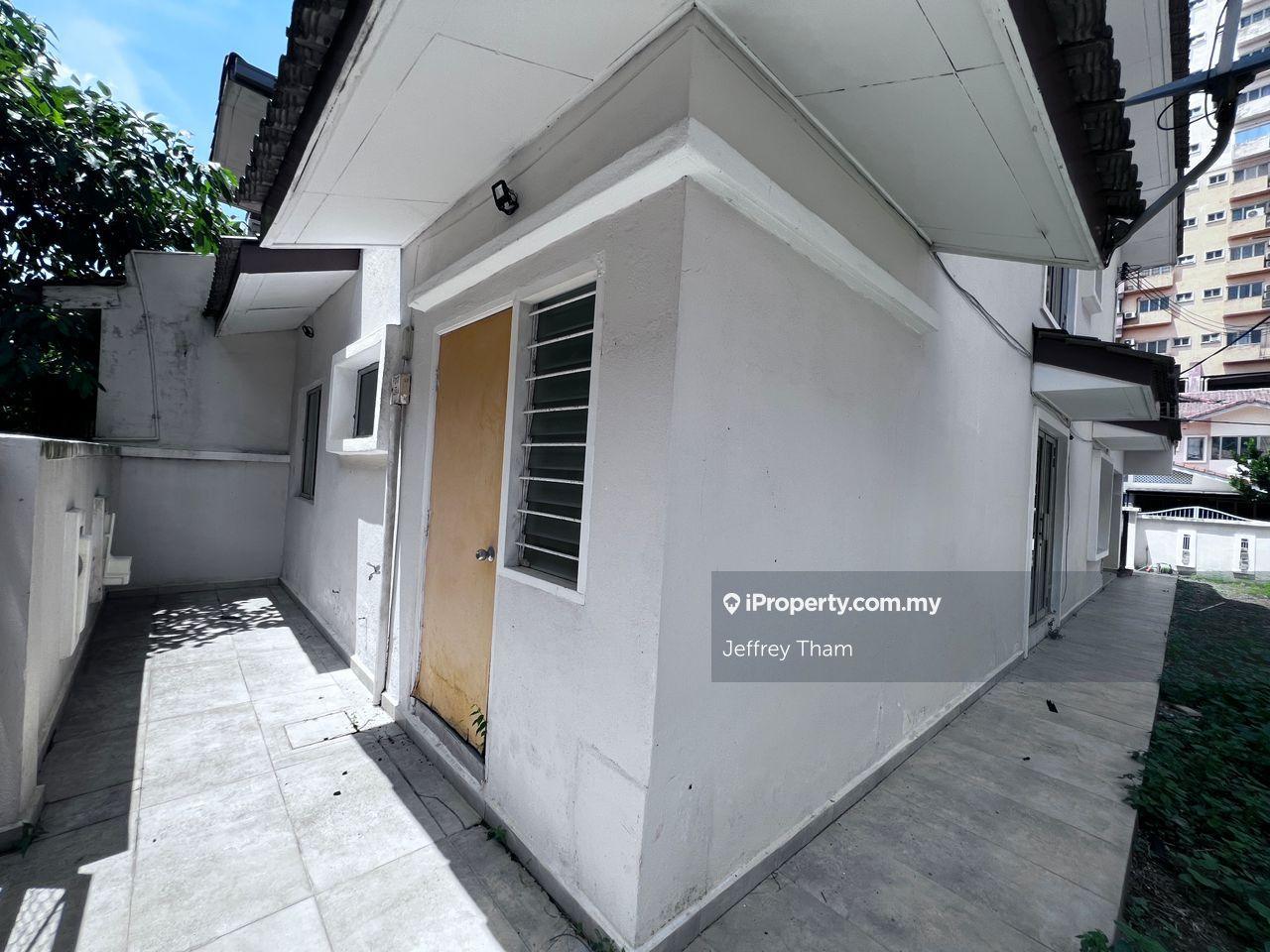 Rumah Berangkai 2 Tingkat untuk Dijual di Pju 1a, Ara Damansara oleh Jeffrey Tham - iProperty.com.my