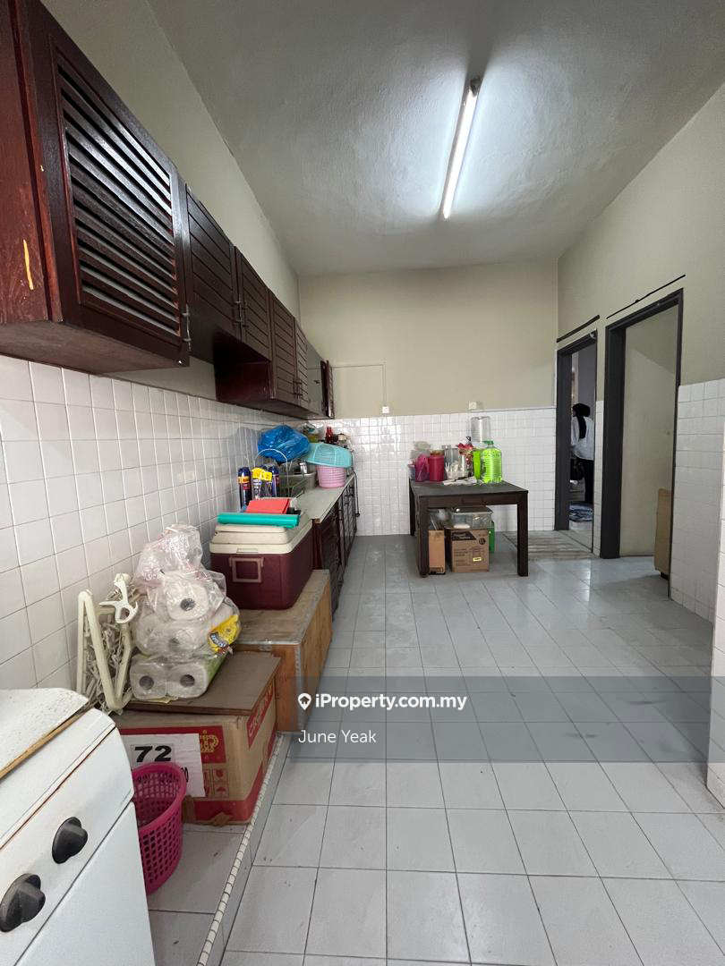 Rumah Berangkai 2 Tingkat untuk Dijual di Damansara Jaya, Petaling Jaya oleh June Yeak - iProperty.com.my