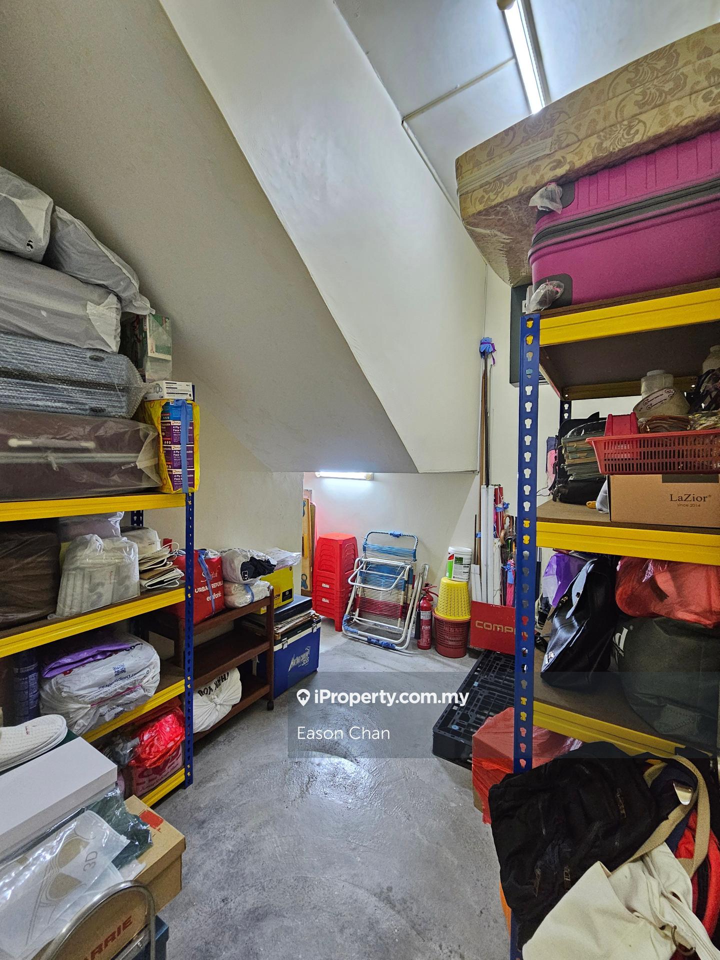 Rumah Bandar untuk Dijual di Taman Lagenda Mas, Cheras oleh Eason Chan - iProperty.com.my