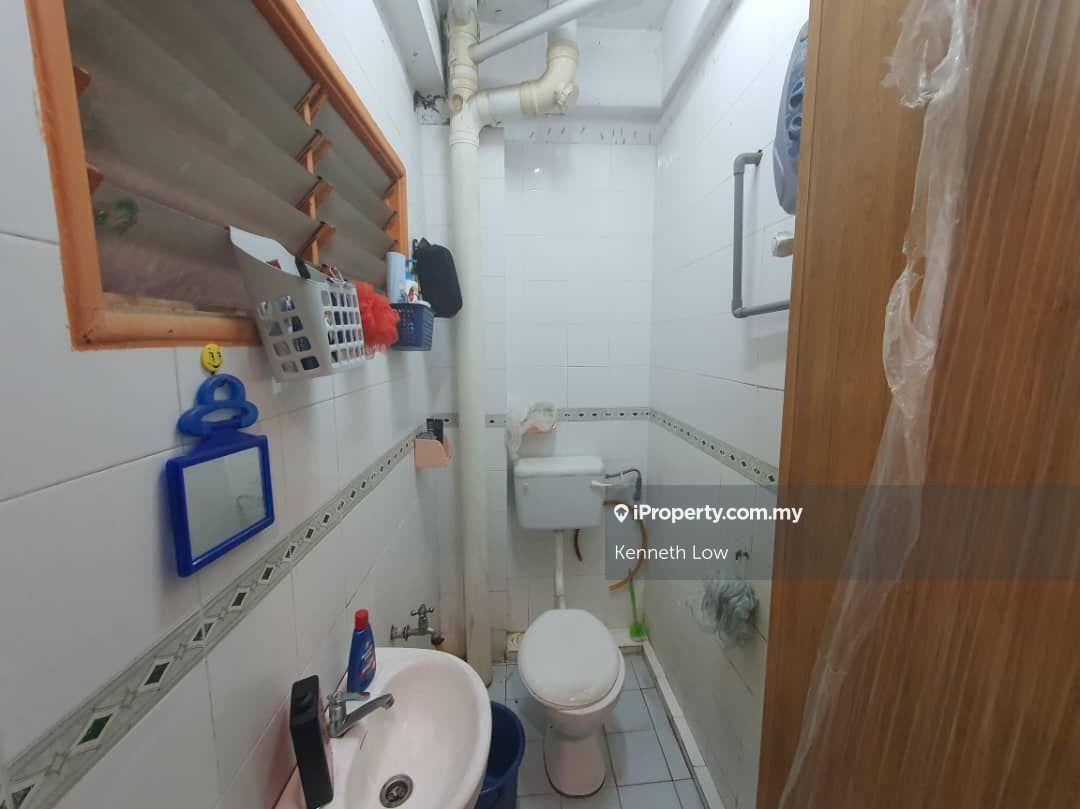 Rumah Pangsa untuk Dijual di Taman Bukit Segar oleh Kenneth Low - iProperty.com.my