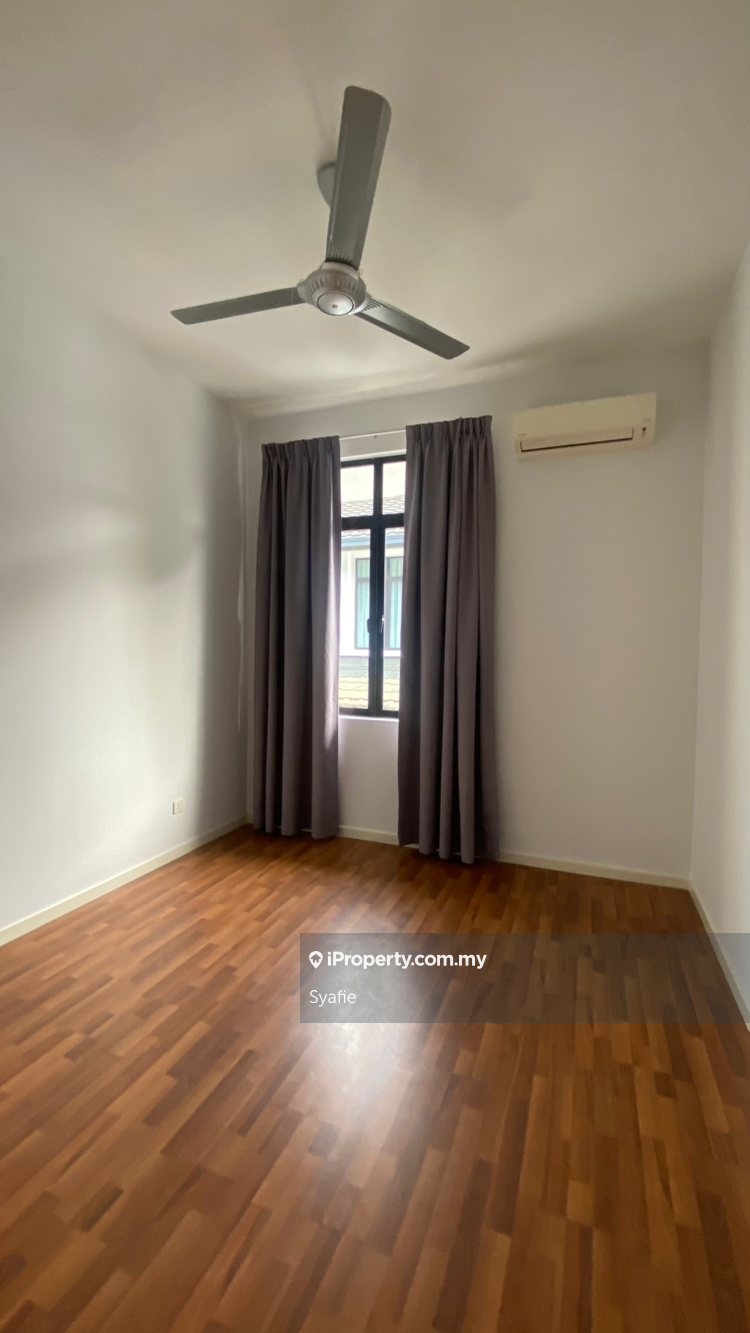 Rumah Teres untuk Disewa di Eco Majestic, Semenyih oleh Syafie - iProperty.com.my