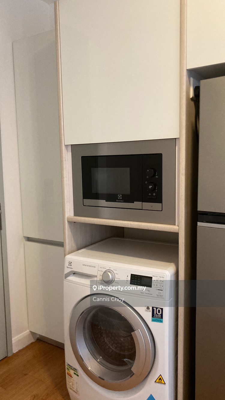 Service Residence for Sale in Utropolis Suites 2 by Cannis Choy - iProperty.com.my