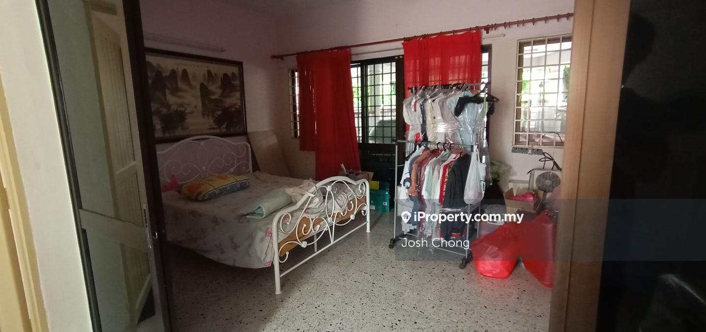 Rumah Berangkai 2 Tingkat untuk Dijual di Teluk Gadong, Taman Gembira, Kawasan 6, Klang oleh Josh Chong - iProperty.com.my