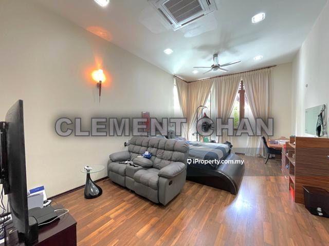 Bungalow House for Sale in Taman Bukit Pantai, Bangsar by Clement Chan - iProperty.com.my