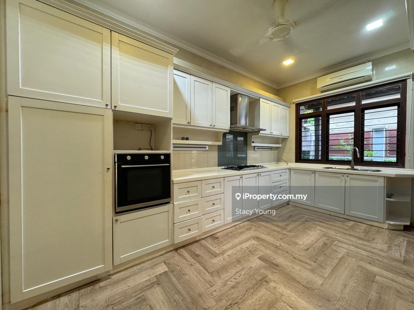 Semi-Detached House for Sale in Taman Beverly Height, Ulu Kelang by Stacy Young - iProperty.com.my