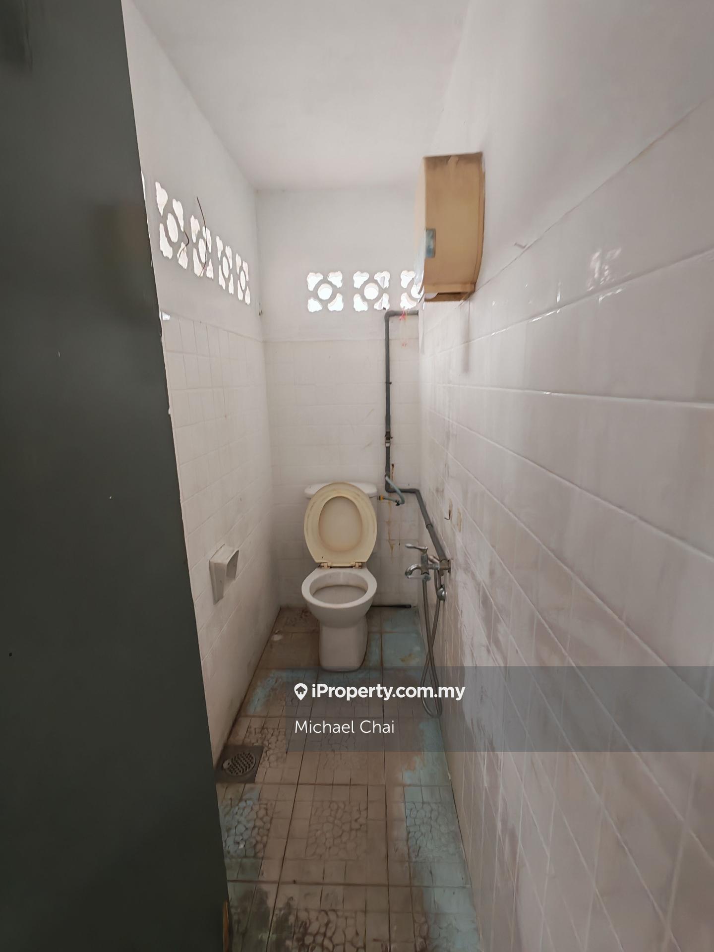 Bungalow House for Sale in Batu 14, Puchong by Michael Chai - iProperty.com.my