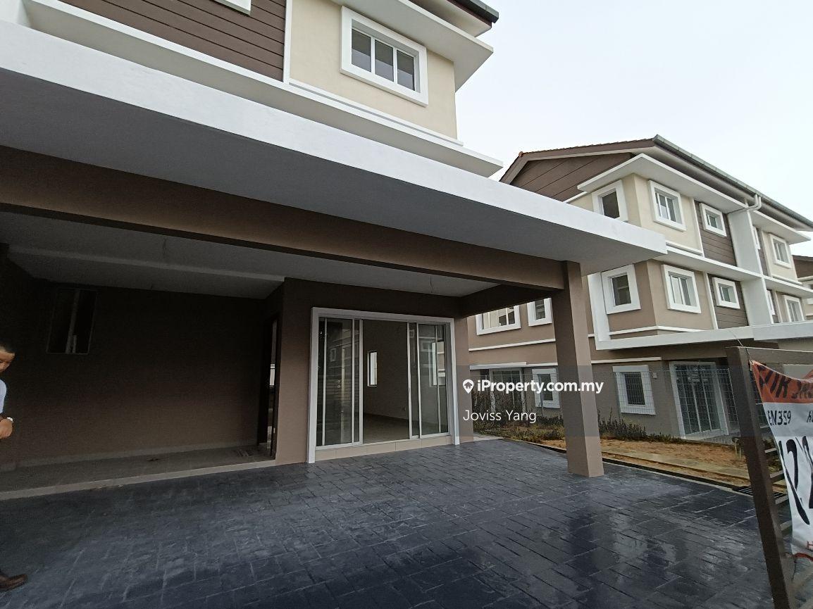 Semi-Detached House for Sale in Taman Ramal Suria, Bangi by Joviss Yang - iProperty.com.my