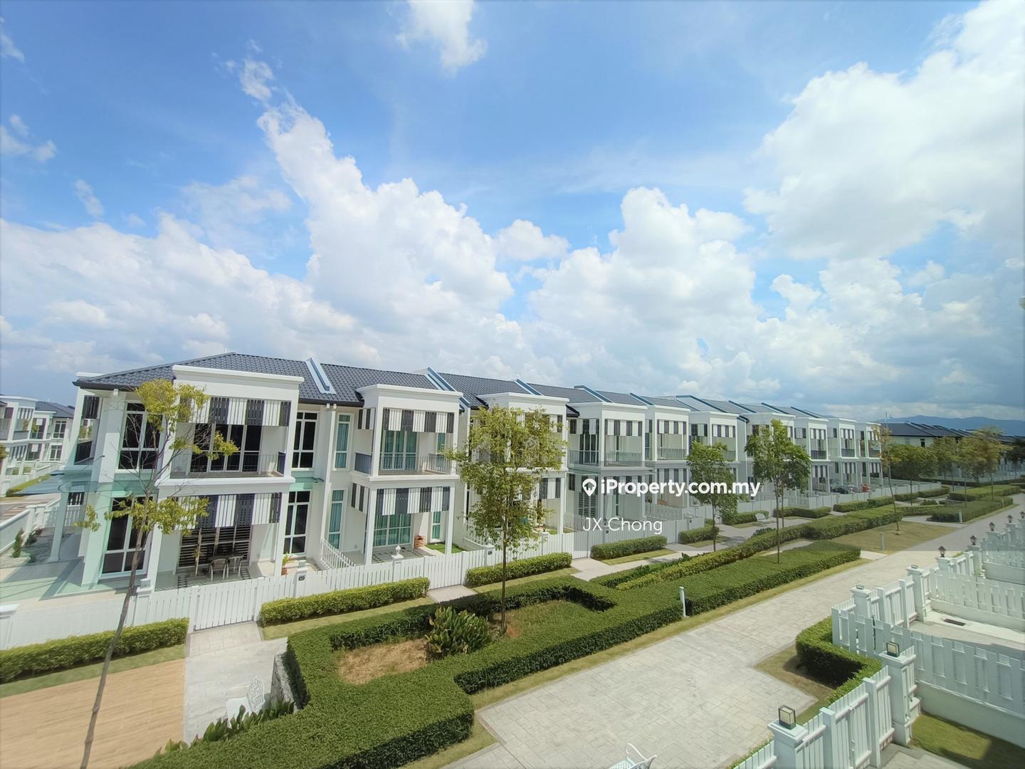Rumah Berangkai 2 Tingkat untuk Dijual di Mellowood Parkhomes, Eco Majestic Extra Land, Semenyih oleh JX Chong - iProperty.com.my