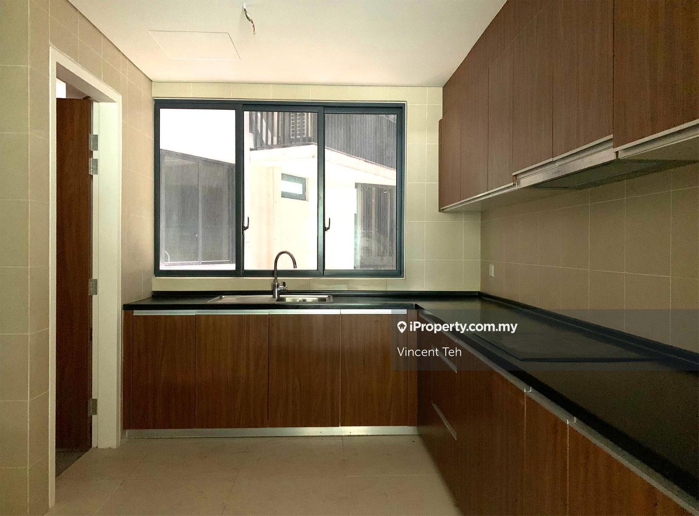 Service Residence for Sale in Aragreens by Vincent Teh - iProperty.com.my