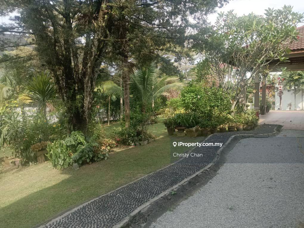 Banglo untuk Dijual di Country Heights, Kajang oleh Christy Chan - iProperty.com.my