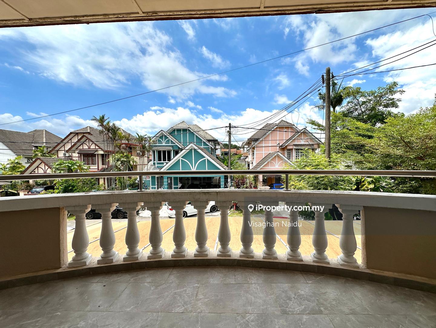 Rumah Berkembar untuk Dijual di Bandar Country Homes, Rawang oleh Visaghan Naidu - iProperty.com.my