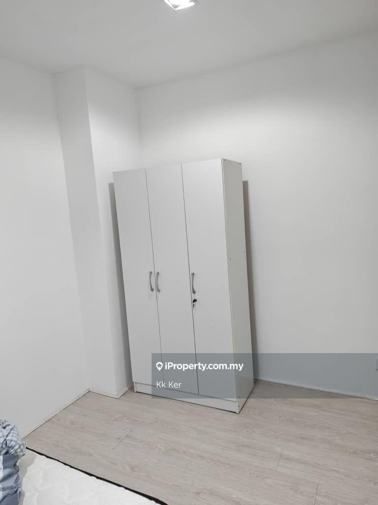 Service Residence for Rent in The Square @ One City by Kk Ker - iProperty.com.my