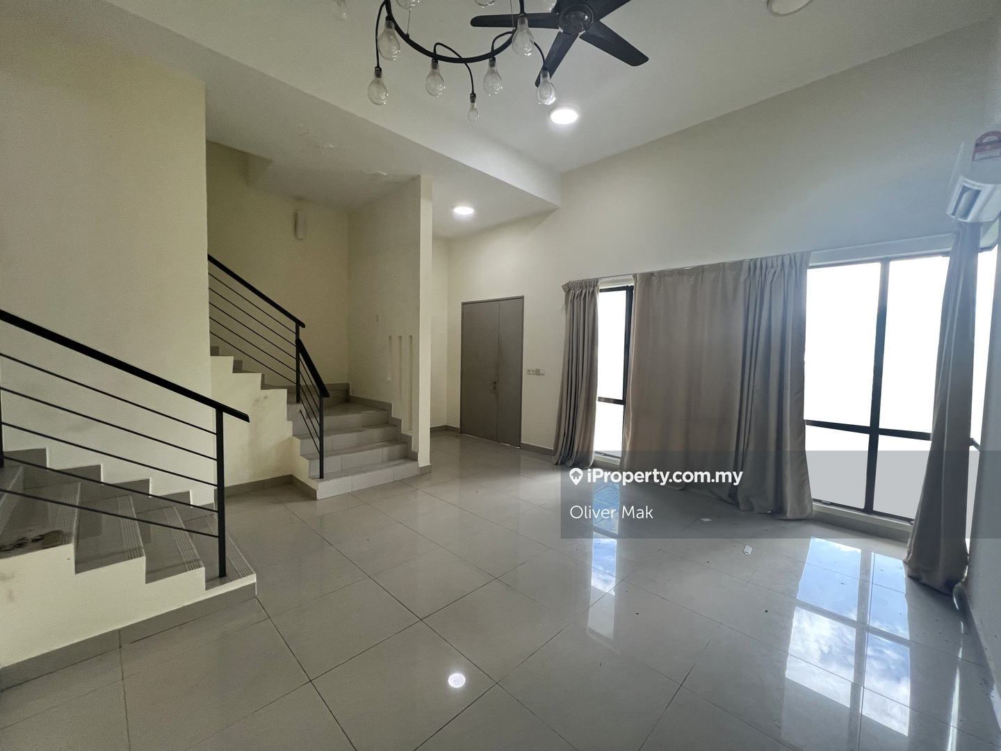Rumah Berangkai 2.5 Tingkat untuk Disewa di Kinrara Residence, Puchong oleh Oliver Mak - iProperty.com.my
