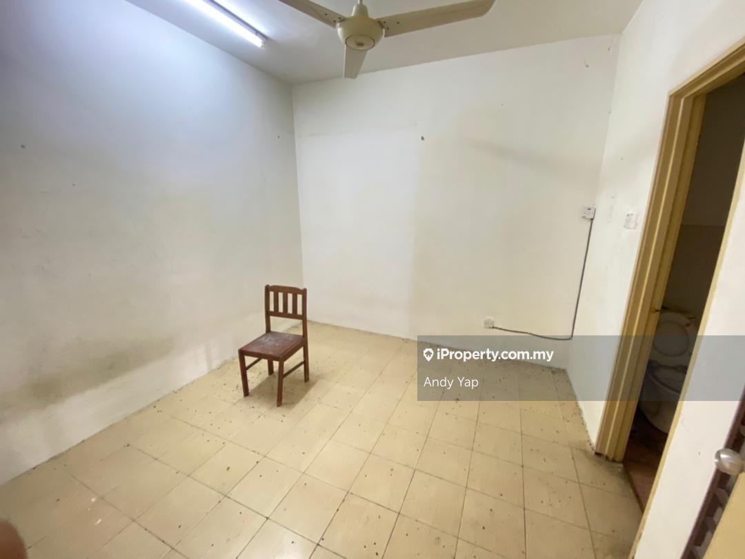 Rumah Bandar untuk Dijual di Desa Mutiara, Bandar Country Homes, Rawang, Rawang oleh Andy Yap - iProperty.com.my