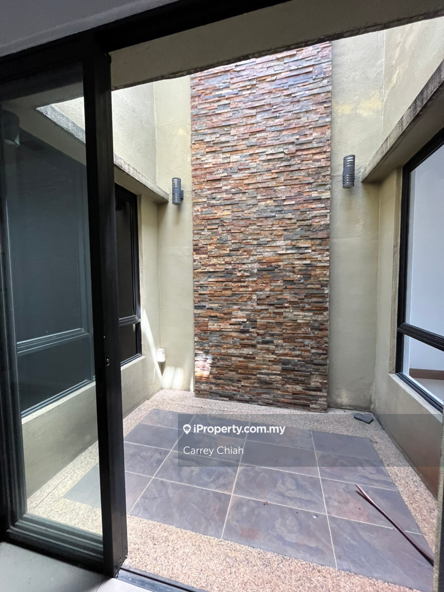 2-storey Terraced House for Sale in Lake Edge, Puchong by Carrey Chiah - iProperty.com.my