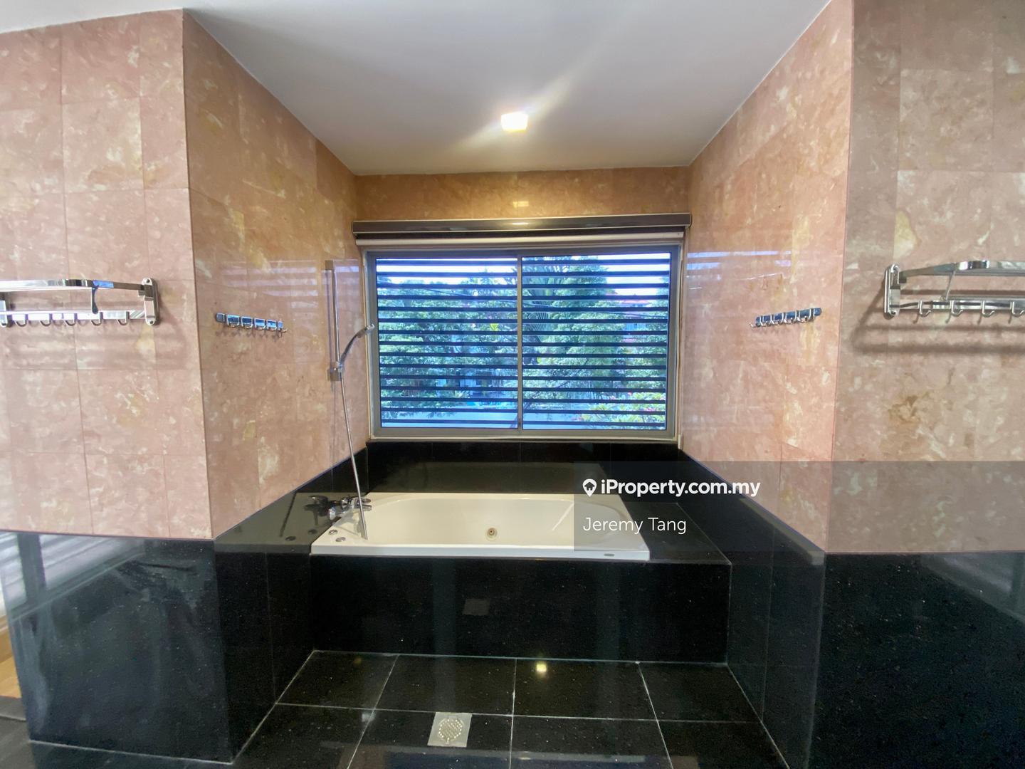 Banglo untuk Dijual di Batai Area, Damansara Heights oleh Jeremy Tang - iProperty.com.my