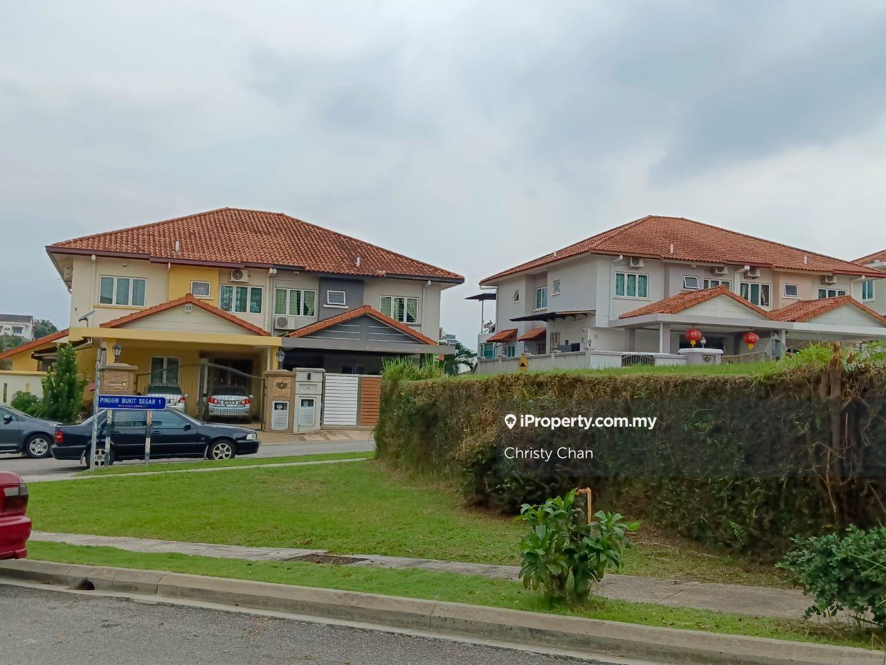 Rumah Berkembar untuk Dijual di Taman Bukit Segar, Pinggir Bukit Segar, Bayu Segar, Cheras oleh Christy Chan - iProperty.com.my