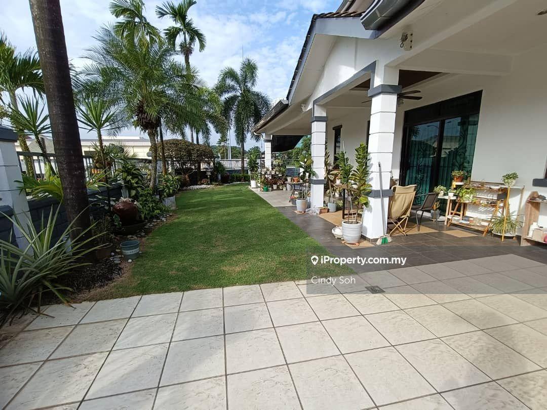 Cluster House for Sale in Taman Austin Heights, Tebrau by Cindy Soh - iProperty.com.my