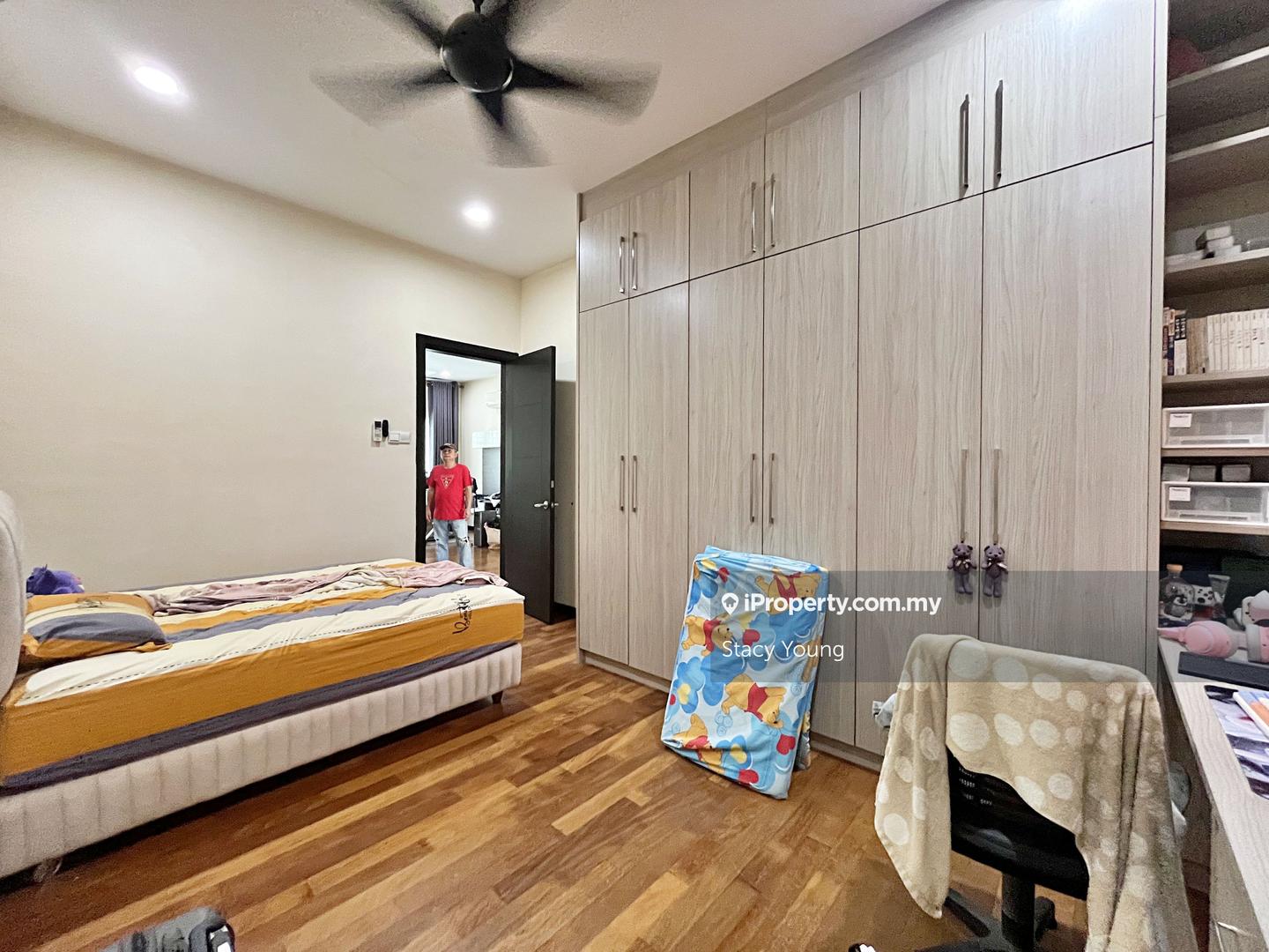Bungalow House for Sale in Bukit Sungai Long, Kajang by Stacy Young - iProperty.com.my