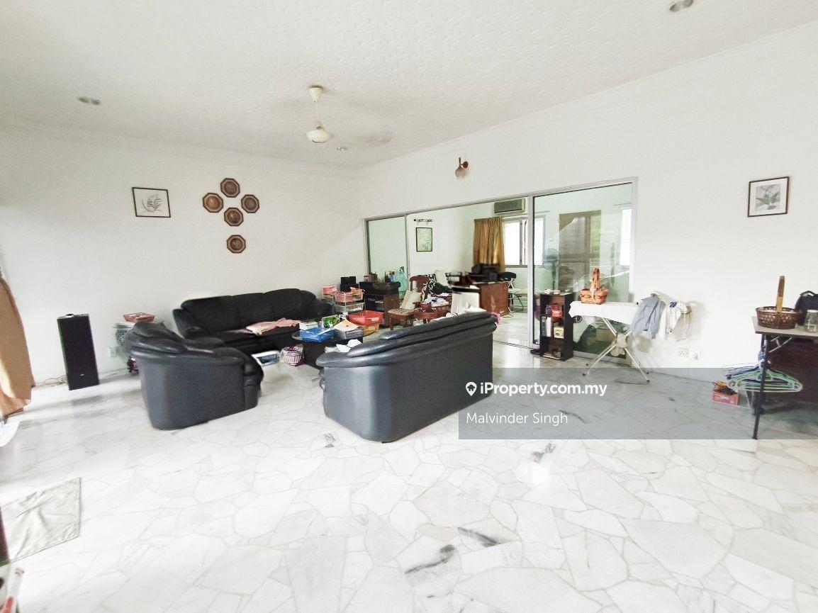 Banglo untuk Dijual di Ukay Heights, Ampang oleh Mel Walia - iProperty.com.my