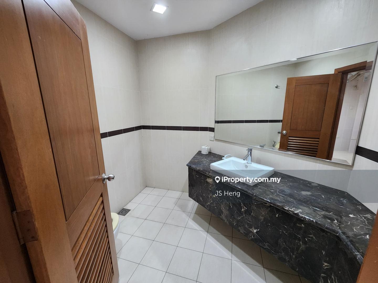 Semi-Detached House for Sale in Glenmarie Courts @ Temasya Glenmarie, Shah Alam by JS Heng - iProperty.com.my