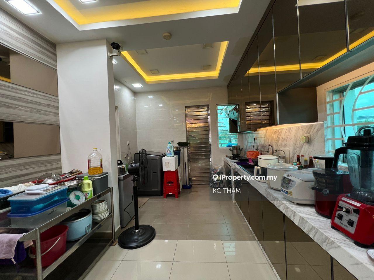 Rumah Berangkai 2 Tingkat untuk Dijual di Ixora Residences @ Bandar Seri Coalfields, Sungai Buloh oleh KC THAM - iProperty.com.my