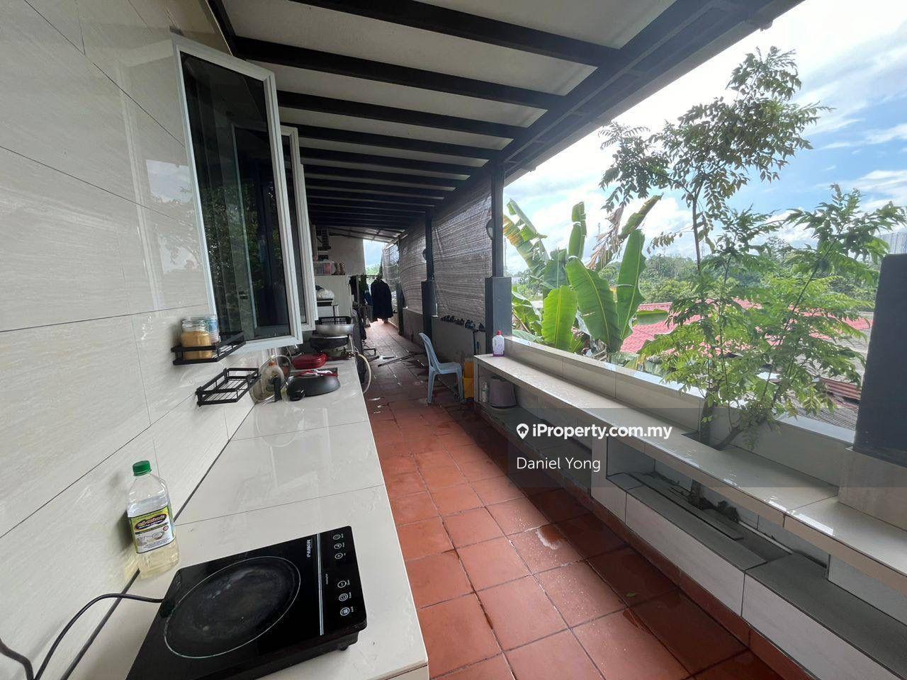 Bungalow House for Sale in Taman Kempas, Tampoi by Daniel Yong - iProperty.com.my
