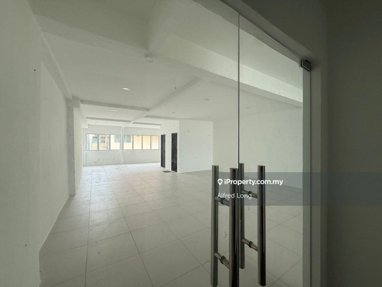 Shop-Office for Rent in Taman Sri Serdang, Seri Kembangan by Alfred Long - iProperty.com.my