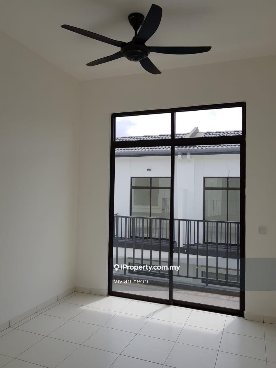 Rumah Berangkai 2 Tingkat untuk Dijual di 2 Storey Terrace @ Graham Garden Eco Grandeur, Puncak Alam oleh Vivian Yeoh - iProperty.com.my